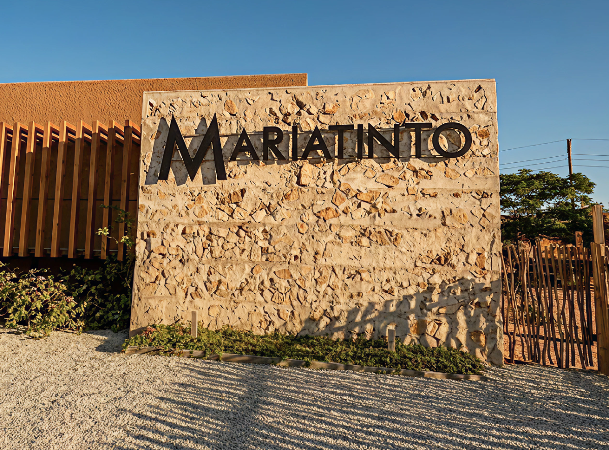 Letrero en acero para Mariatinto